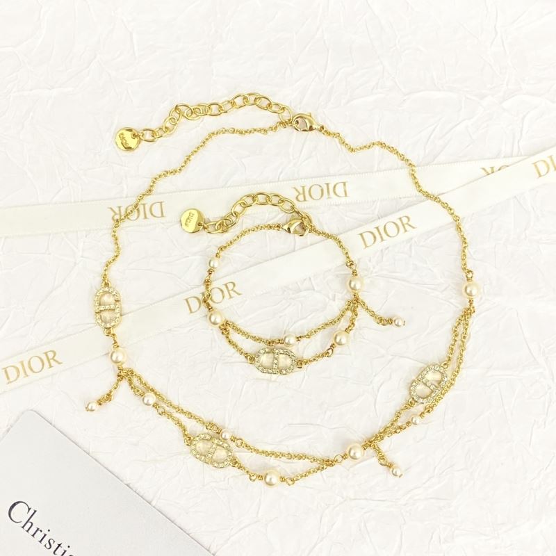 Christian Dior Necklaces